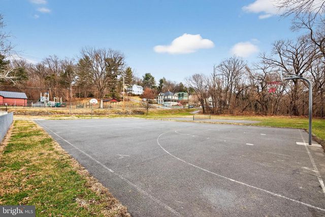 709 E POTOMAC ST, Brunswick, MD 21716