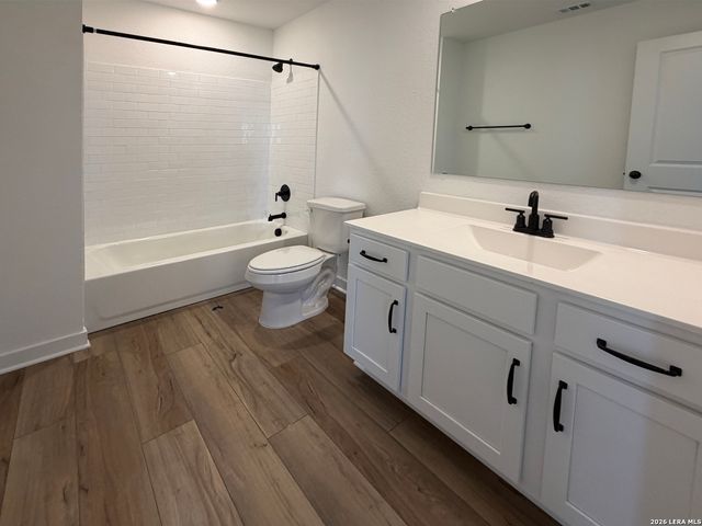 410 Nottabi Rd, Adkins, TX 78101