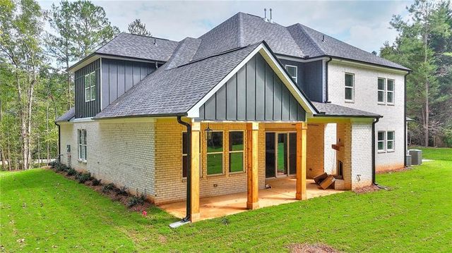 299 Claiborne Way, Monroe, GA 30655