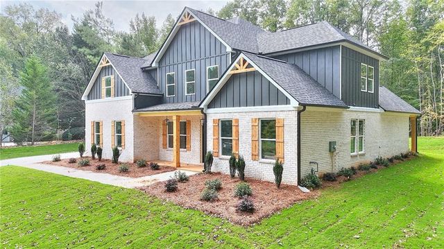 299 Claiborne Way, Monroe, GA 30655