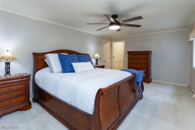1424 Stonington Road NW, North Canton, OH 44720