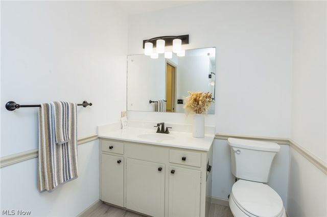 1424 Stonington Road NW, North Canton, OH 44720
