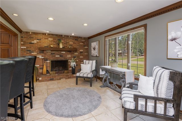1424 Stonington Road NW, North Canton, OH 44720