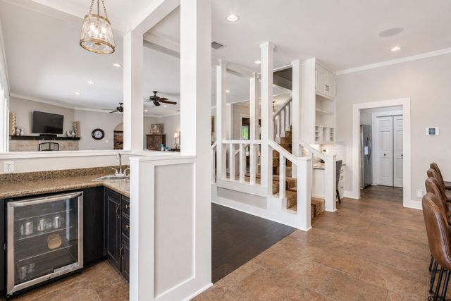 6500 Hollytree Circle, Tyler, TX 75703
