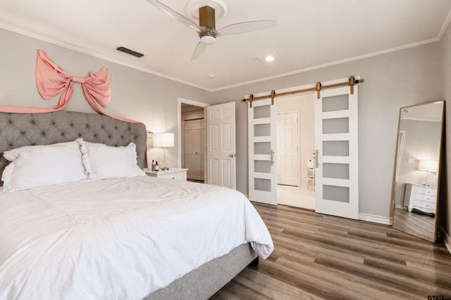 6500 Hollytree Circle, Tyler, TX 75703