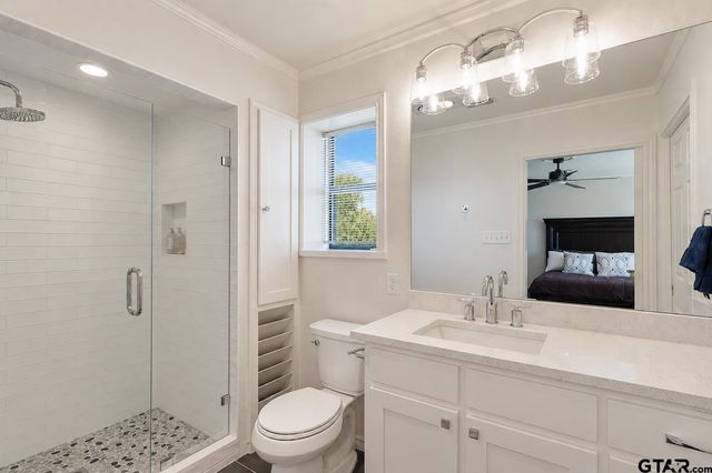 6500 Hollytree Circle, Tyler, TX 75703