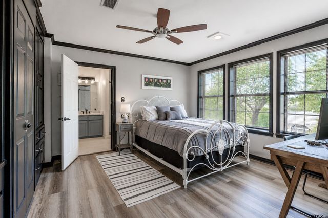 6500 Hollytree Circle, Tyler, TX 75703