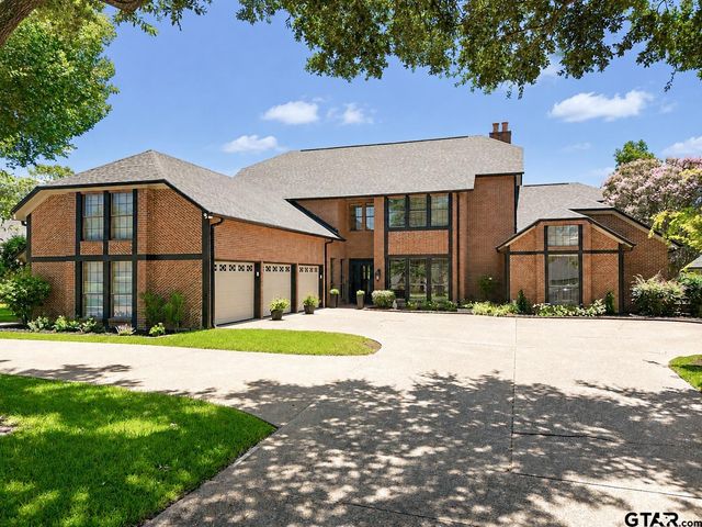 6500 Hollytree Circle, Tyler, TX 75703
