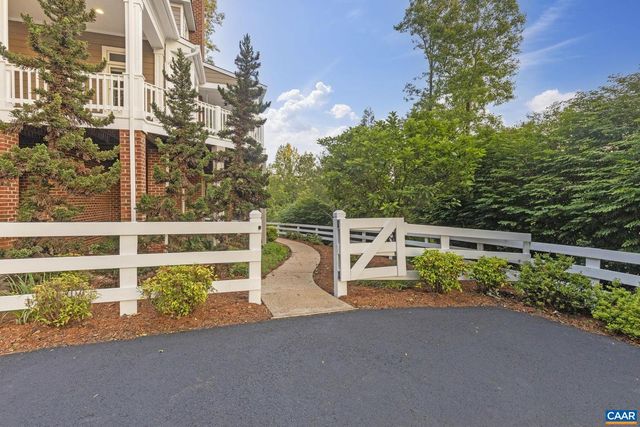 2556 SUMMIT RIDGE TRL, Charlottesville, VA 22911