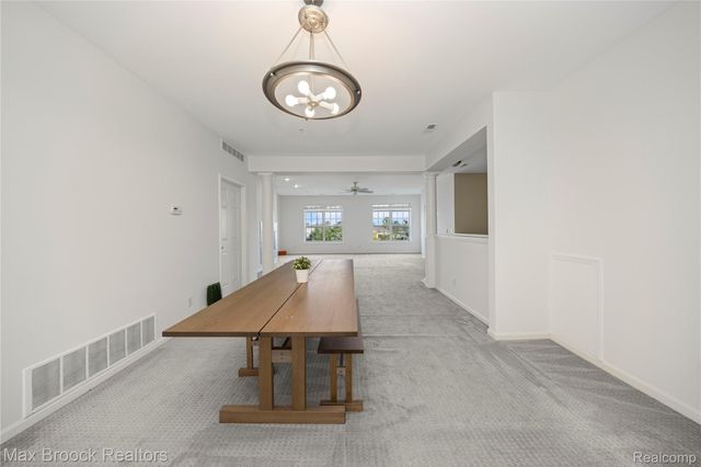 1462 Devon Lane 126, Troy, MI 48084