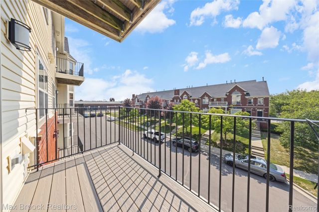 1462 Devon Lane 126, Troy, MI 48084