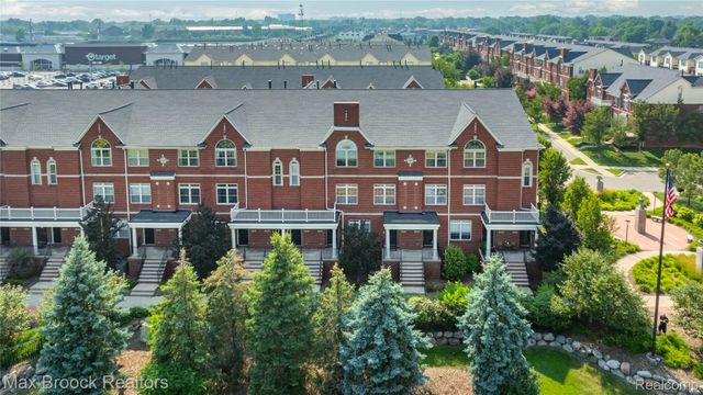 1462 Devon Lane 126, Troy, MI 48084