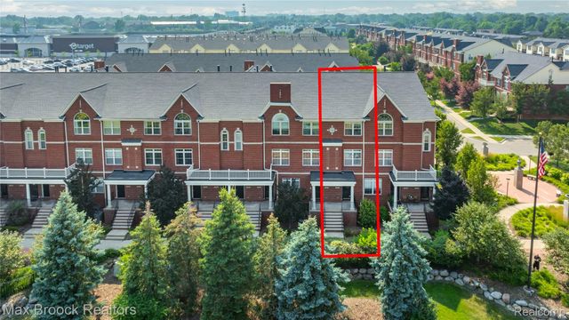 1462 Devon Lane 126, Troy, MI 48084