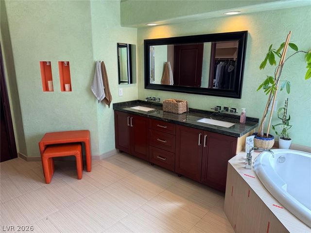 9485 Camino Capistrano Lane, Las Vegas, NV 89147