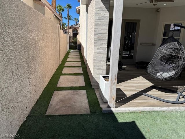 9485 Camino Capistrano Lane, Las Vegas, NV 89147