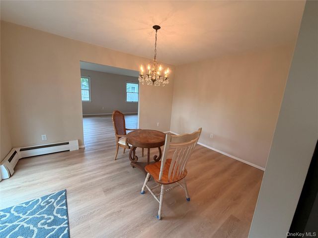 20 Tulip Hill Lane, South Setauket, NY 11720