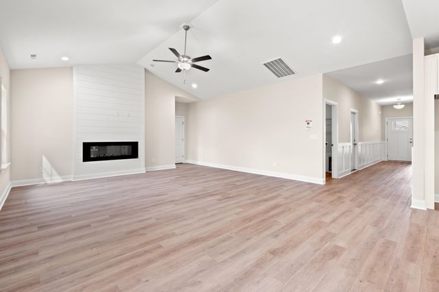 1421 Loop Circle, Longs, SC 29568