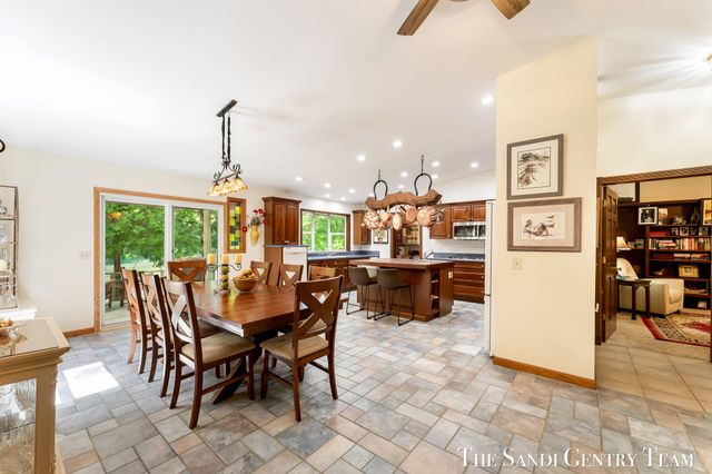602 Fruitvale Road, Blue Lake Twp, MI 49437