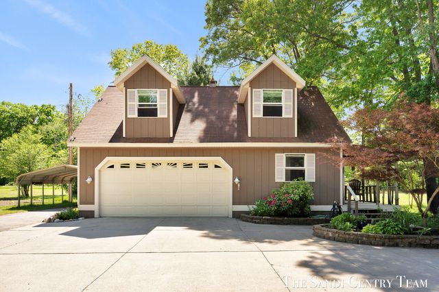602 Fruitvale Road, Blue Lake Twp, MI 49437