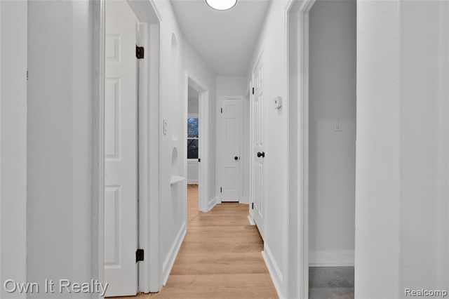 19207 Saint Marys Street, Detroit, MI 48235
