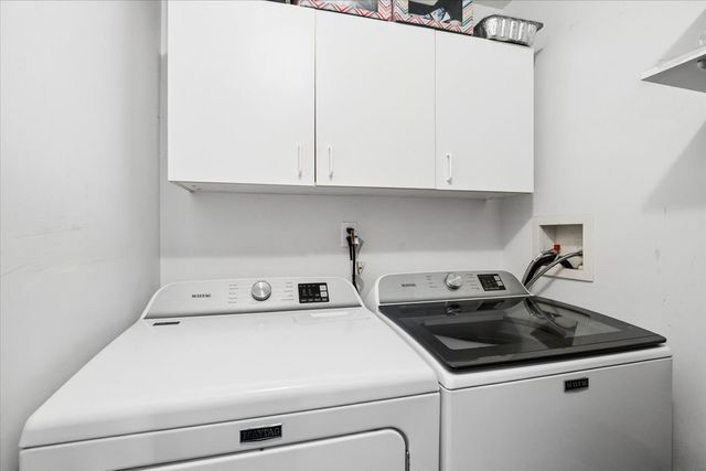 17193 W Cunningham Court, Libertyville, IL 60048