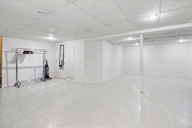 17193 W Cunningham Court, Libertyville, IL 60048