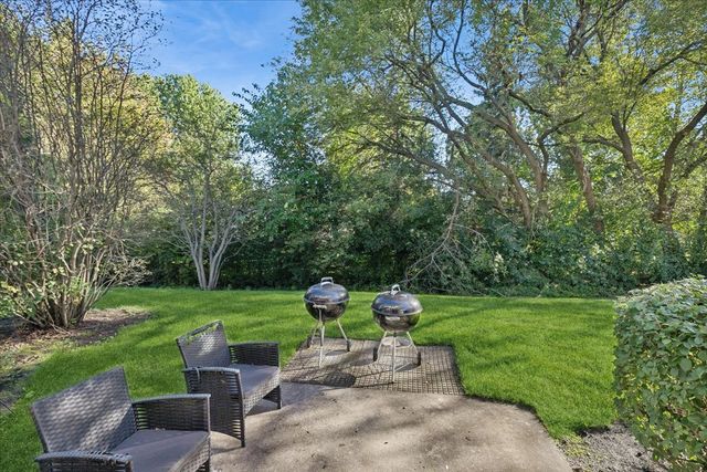 17193 W Cunningham Court, Libertyville, IL 60048