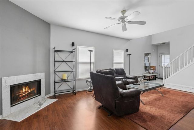 17193 W Cunningham Court, Libertyville, IL 60048