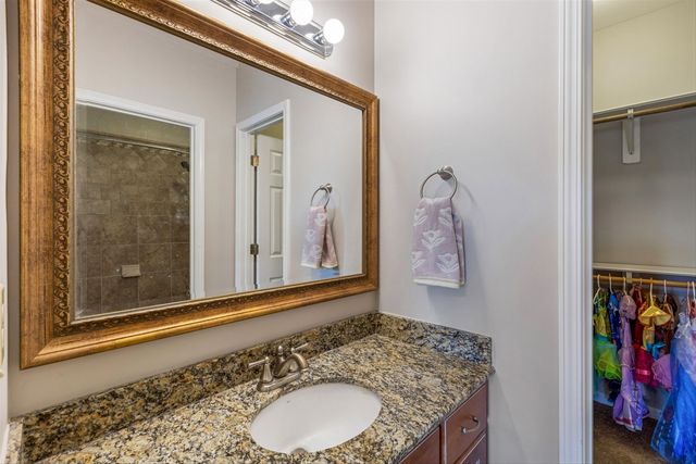 4807 NOB HILL DR, Bartlett, TN 38002