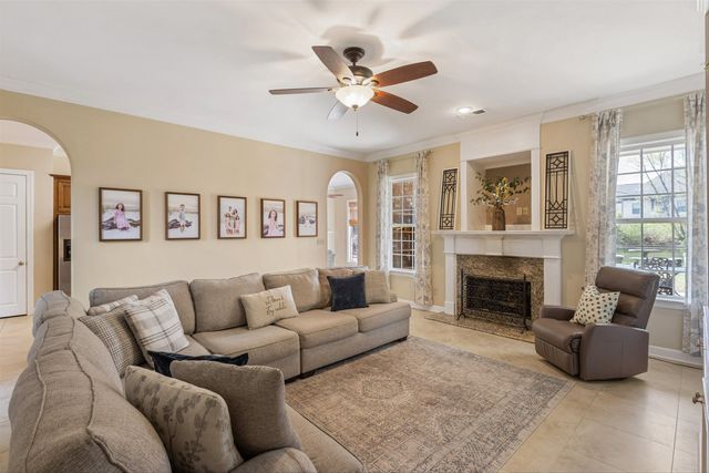 4807 NOB HILL DR, Bartlett, TN 38002