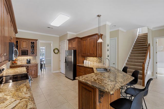 4807 NOB HILL DR, Bartlett, TN 38002