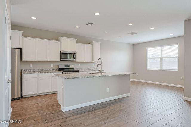 29473 W WHITTON Avenue, Buckeye, AZ 85396