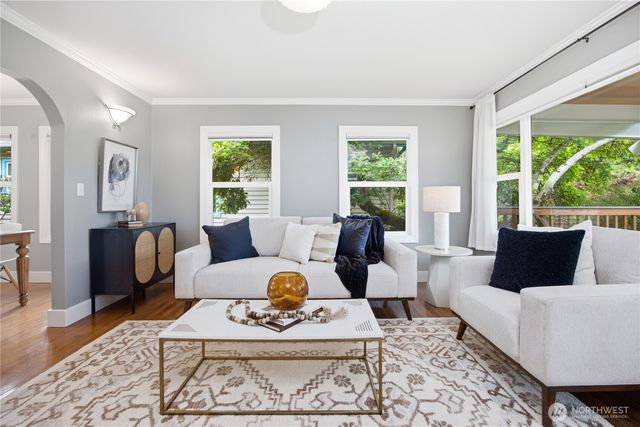 7623 46th Avenue S, Seattle, WA 98118