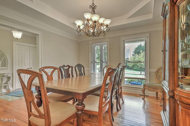 107 Strawberry Field Drive, Johnson City, TN 37604