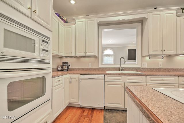 107 Strawberry Field Drive, Johnson City, TN 37604