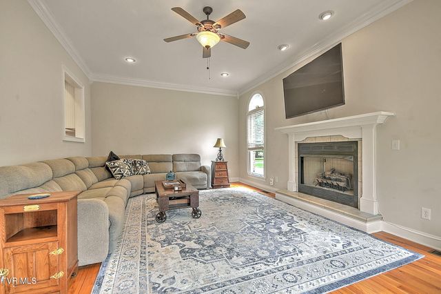 107 Strawberry Field Drive, Johnson City, TN 37604