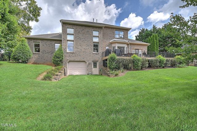 107 Strawberry Field Drive, Johnson City, TN 37604