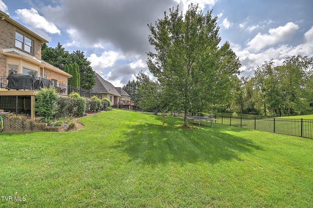 107 Strawberry Field Drive, Johnson City, TN 37604