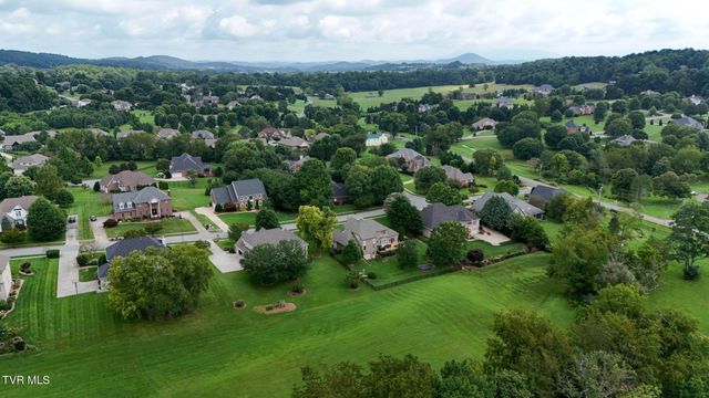 107 Strawberry Field Drive, Johnson City, TN 37604