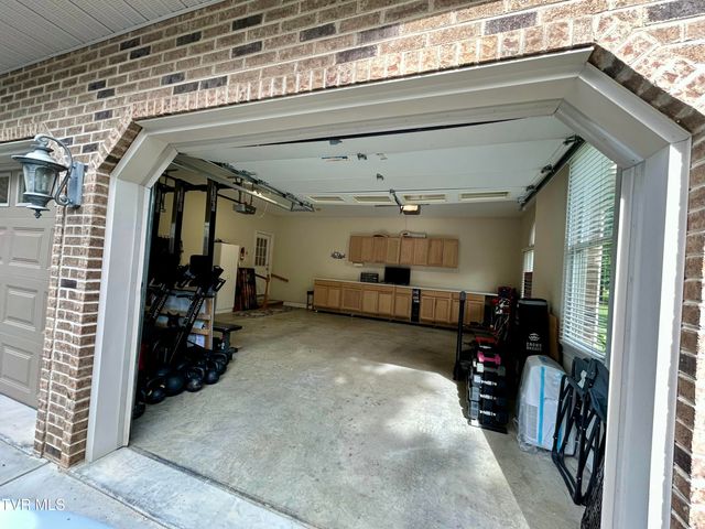 107 Strawberry Field Drive, Johnson City, TN 37604