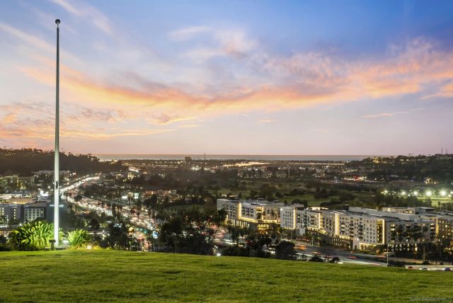 4460 Caminito Fuente, San Diego, CA 92116