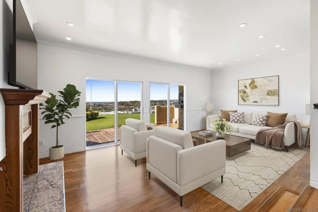 4460 Caminito Fuente, San Diego, CA 92116