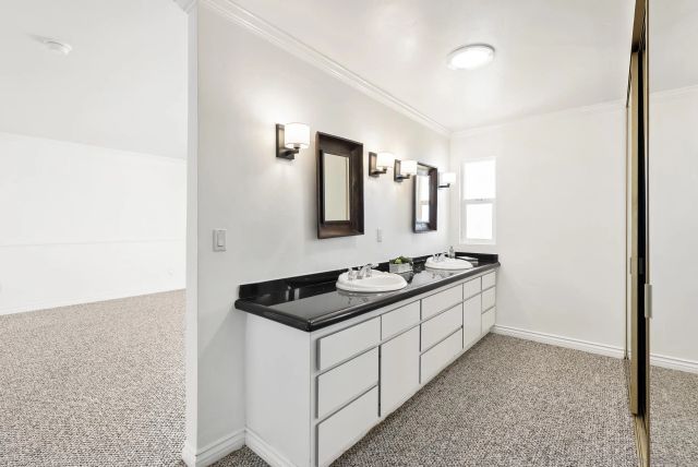 4460 Caminito Fuente, San Diego, CA 92116