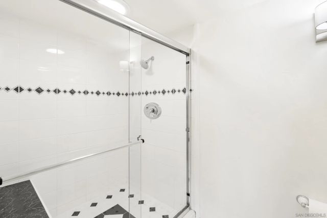 4460 Caminito Fuente, San Diego, CA 92116