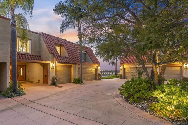 4460 Caminito Fuente, San Diego, CA 92116