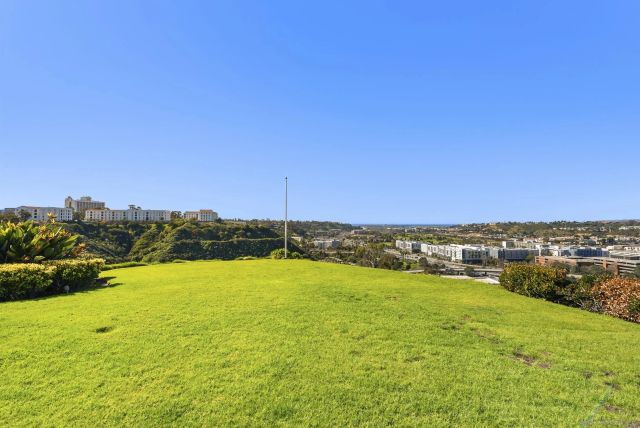 4460 Caminito Fuente, San Diego, CA 92116