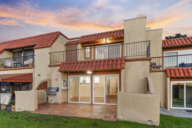 4460 Caminito Fuente, San Diego, CA 92116