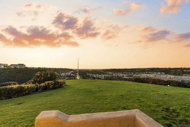 4460 Caminito Fuente, San Diego, CA 92116