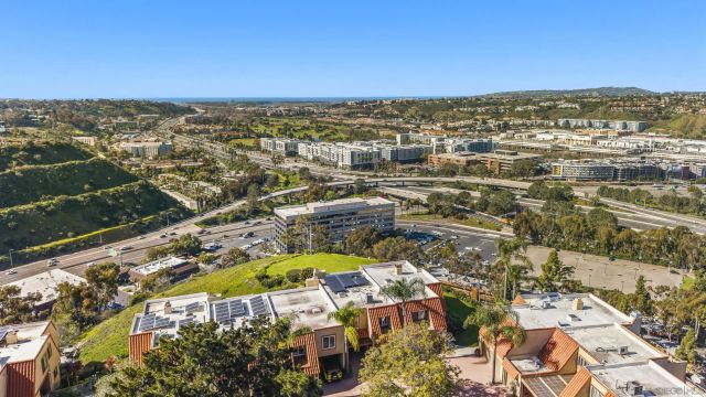 4460 Caminito Fuente, San Diego, CA 92116