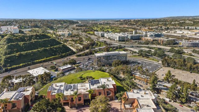4460 Caminito Fuente, San Diego, CA 92116